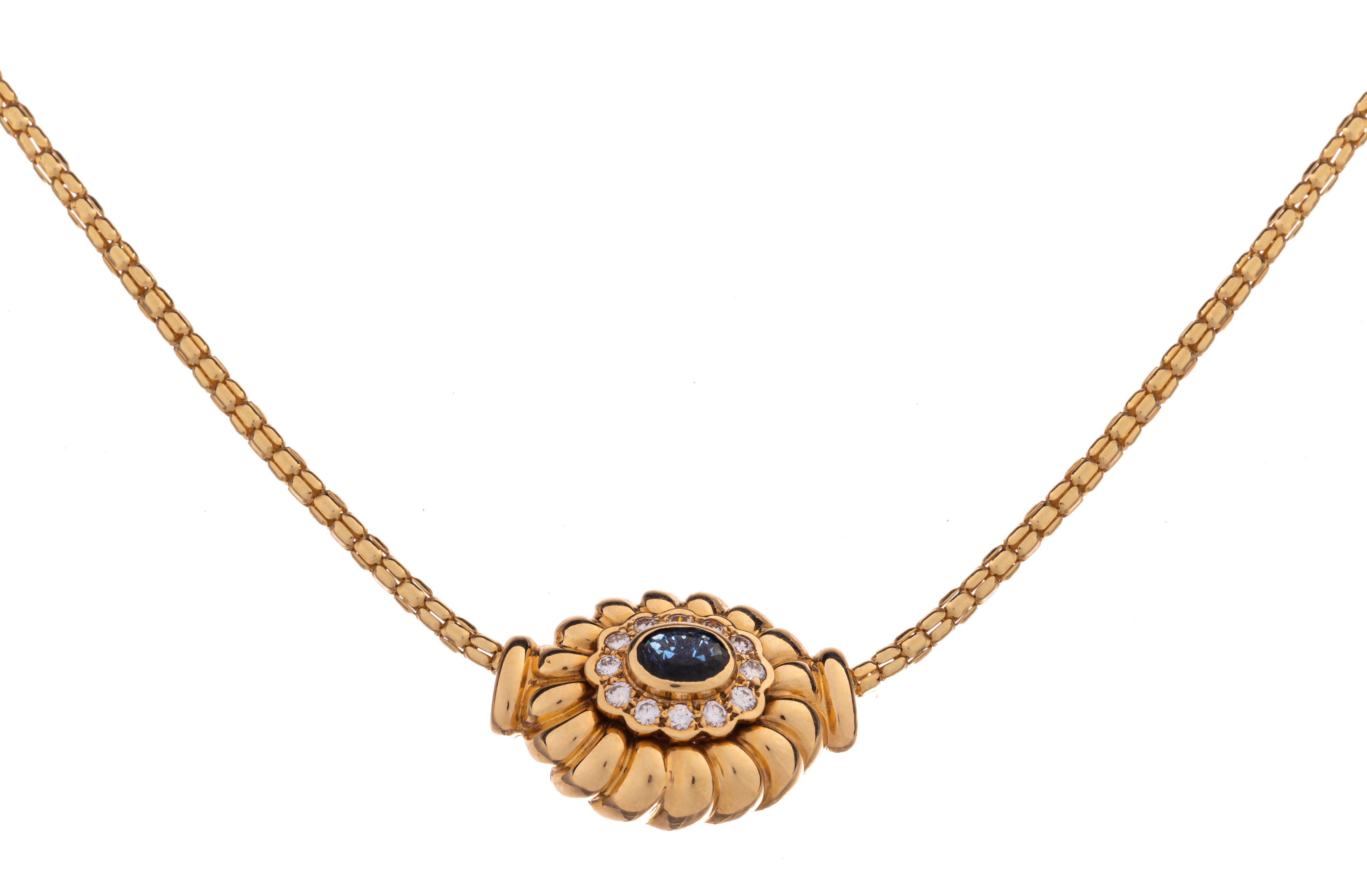 An 18ct gold necklace, the central pendant/brooch set with a sapphire and diamonds, 16,4 g