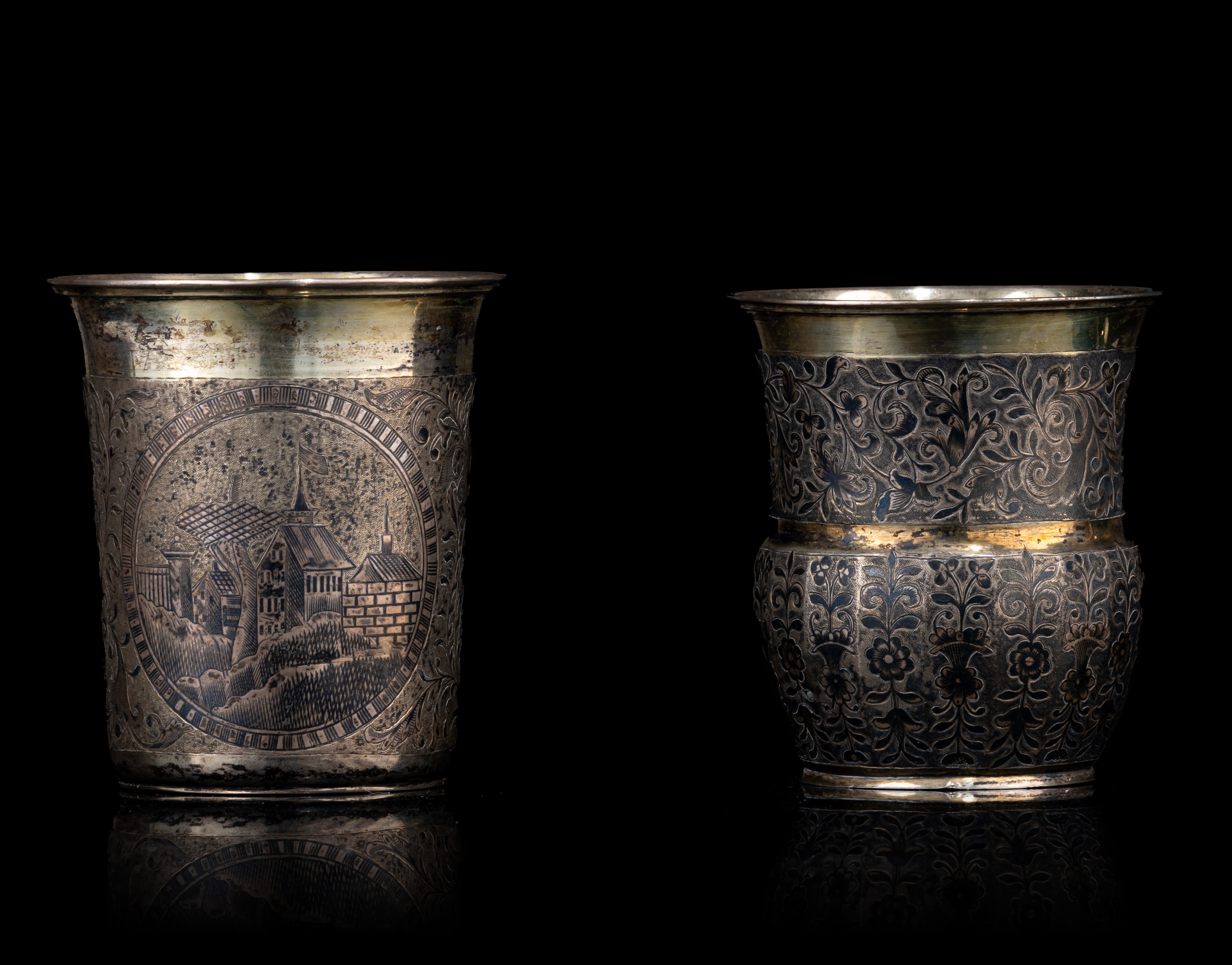 Two Russian silver-gilt and niello beakers, 84 zolotniki, H 9,5 - 10 cm - total weight: 357 g - Image 2 of 9