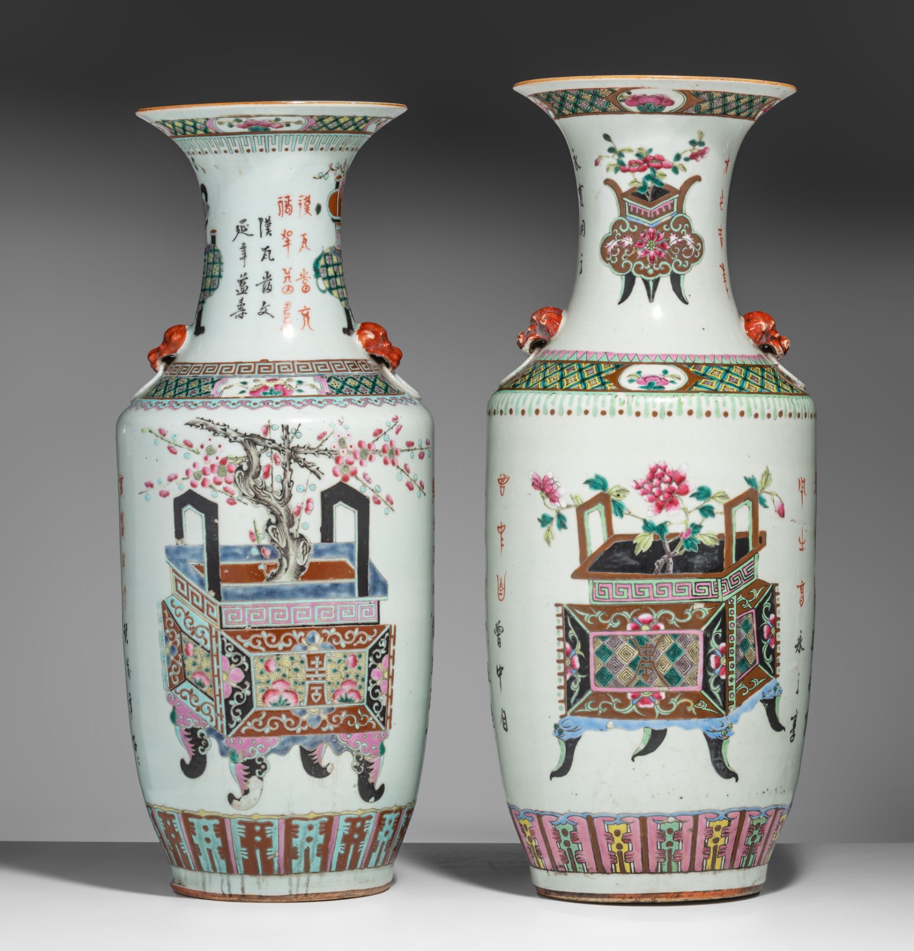 Two Chinese famille rose 'One Hundred Treasures' vases, paired with Fu lion head handles, 19thC, H 5 - Image 4 of 6