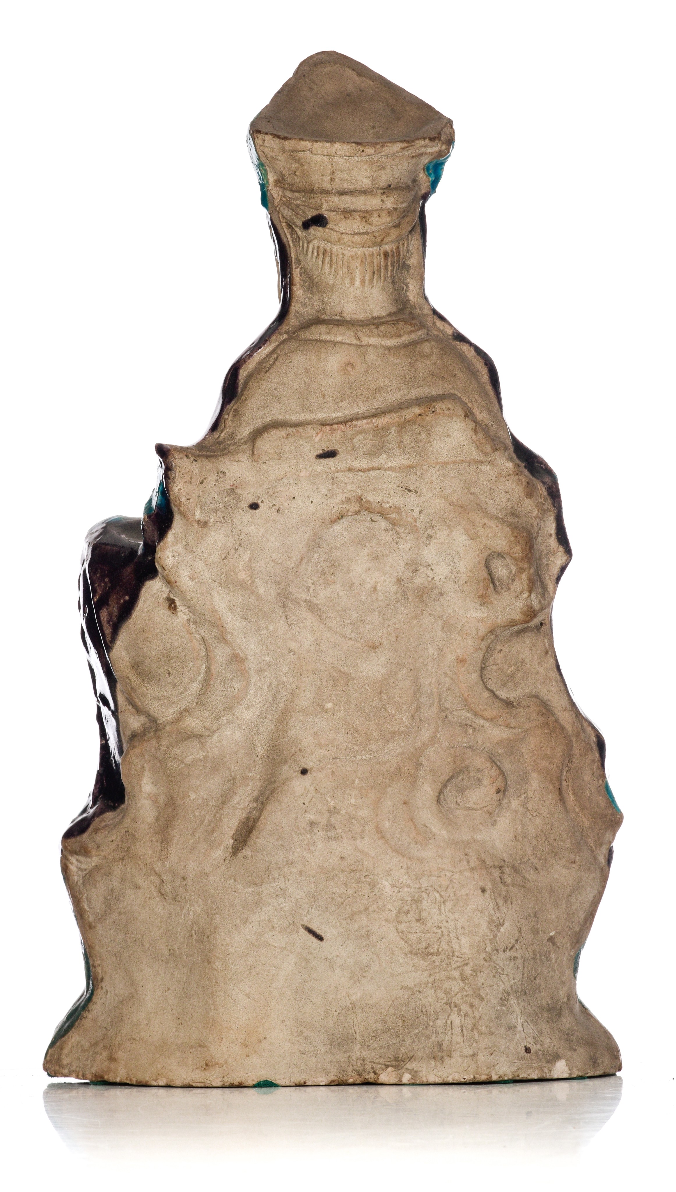 A Chinese Fahua-style glazed figure of a seated Guanyin, late Ming period, H 34,5 cm - Image 3 of 16