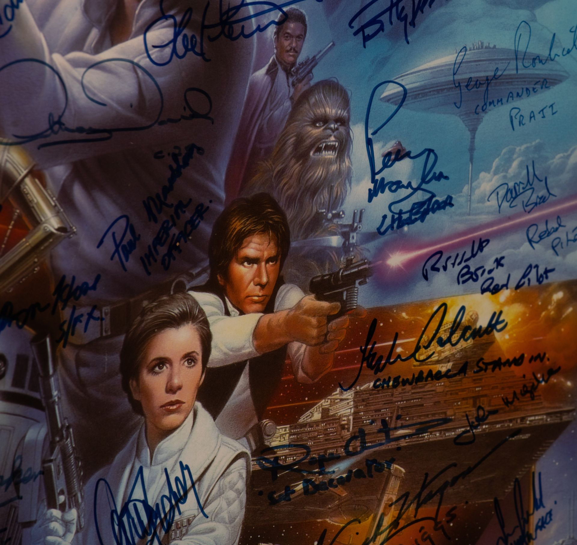 A 2007 Star Wars poster bearing 98 signatures of the characters, 61 x 91 cm - Bild 7 aus 13