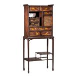 An elegant Japanese Shodona display cabinet, with gilt lacquered panels, Meiji, H 154 - W 64,5 - D 3
