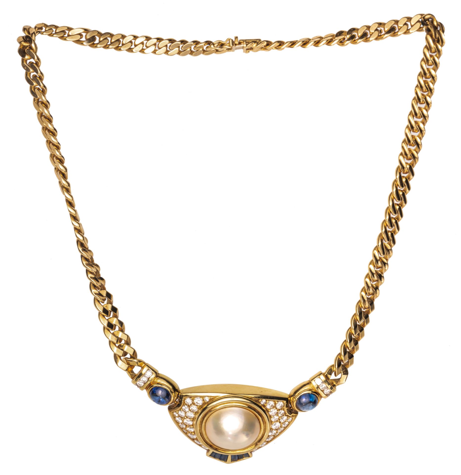 An 18ct yellow gold necklace, set with a mabe pearl, diamonds and blue sapphires, 65 g