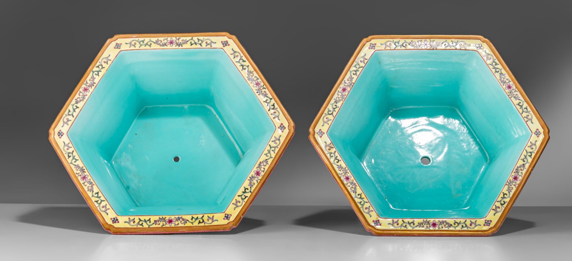A pair of Chinese famille rose and turquoise enamelled hexagonal jardinières and stands, marked Shen - Image 7 of 12