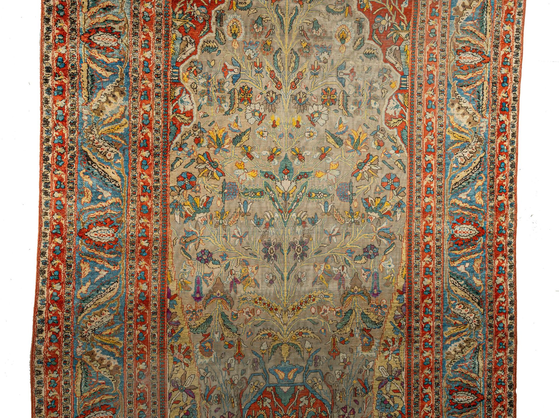 A Persian 'vase carpet', silk, 140 x 235 cm - Bild 4 aus 14
