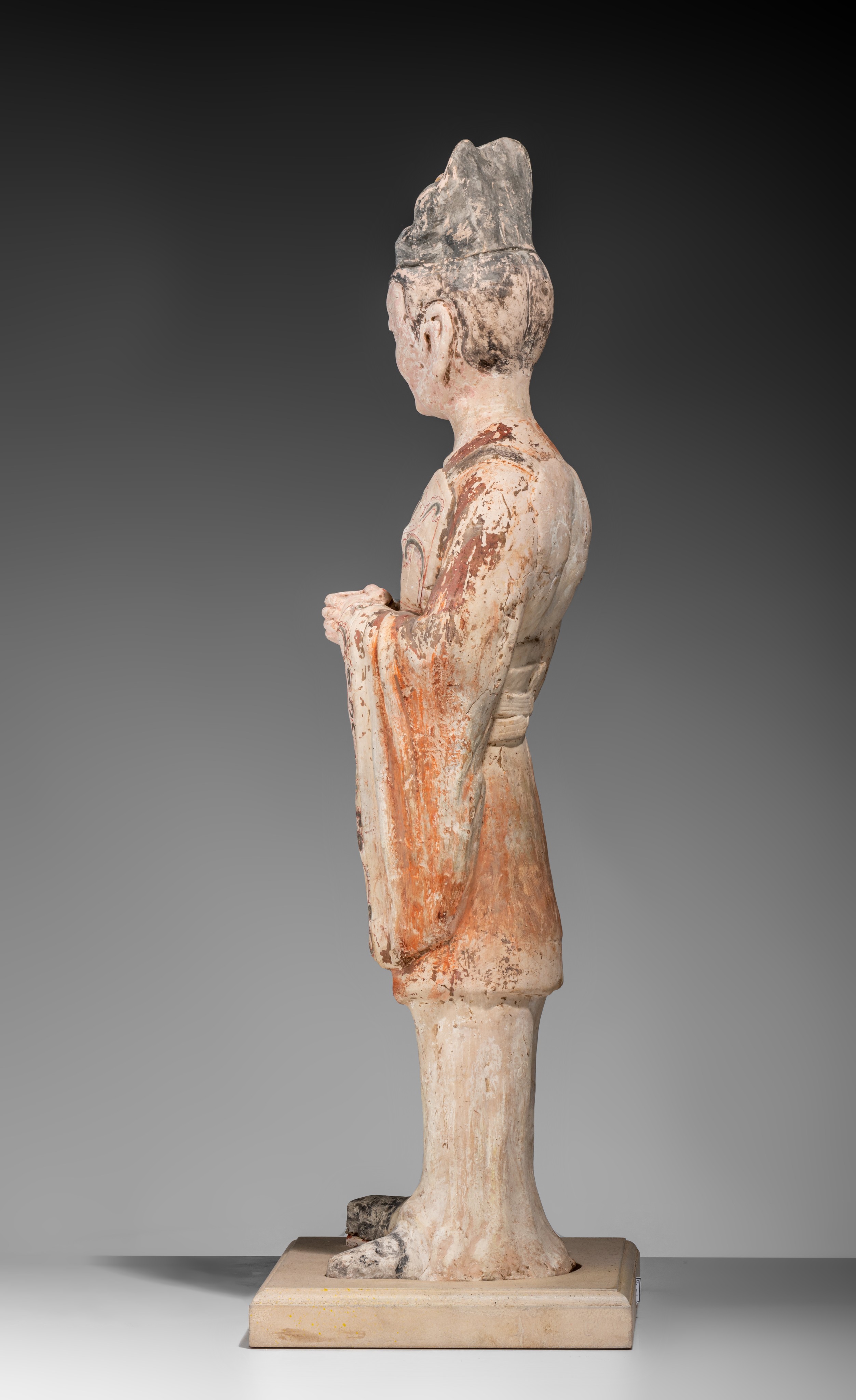 A series of two large Chinese painted pottery figures of officials, Tang dynasty, Total H 64,5 cm - Image 9 of 17