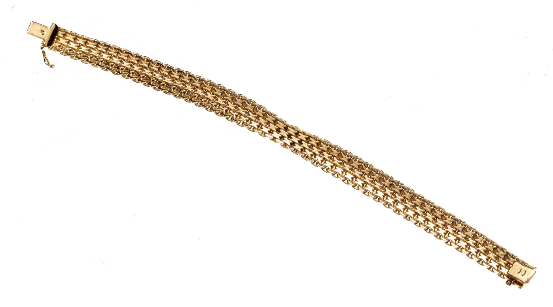 A braided bracelet in 18ct yellow gold, set with nine brilliant cut diamonds, 28,9 g - Image 6 of 7