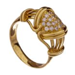 A ring in 18ct gold, set with 19 brilliant cut diamonds, 8,8 g