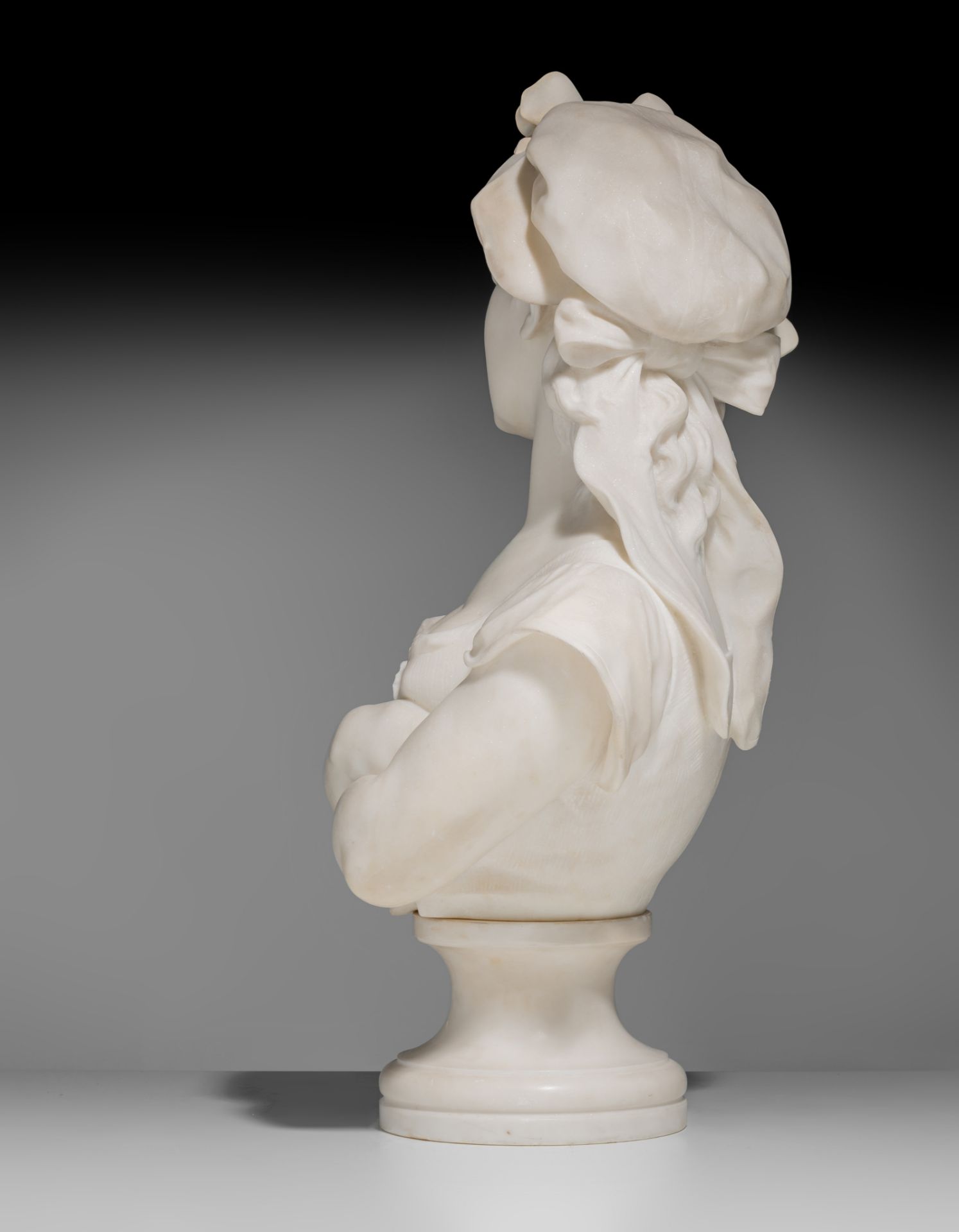 A Carara marble bust of a girl, H 56 cm - Image 4 of 11