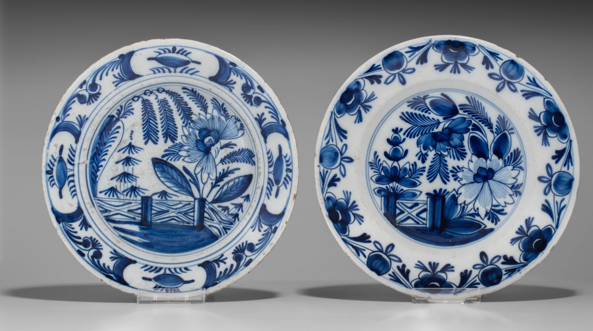 A pair of 18thC Delft plates by Geertruy Verstelle, added 12 blue and white plates, ø 16 - 34 cm - Image 6 of 17