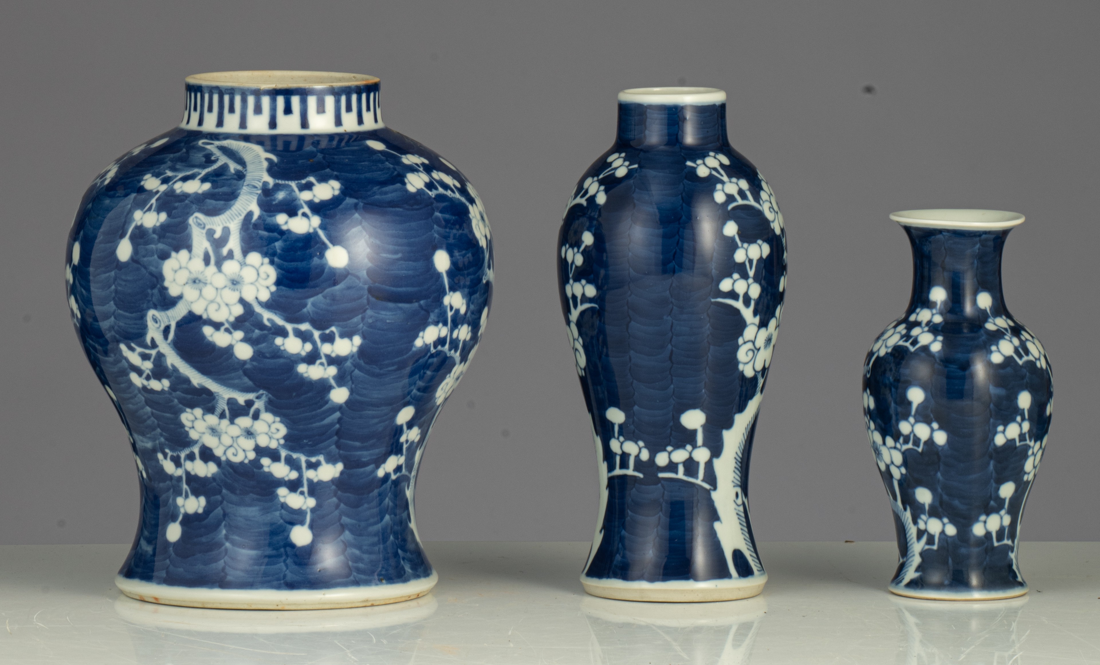 A collection of Chinese 'Prunus on cracked ice' pattern vases and jars, famille rose figures and pot - Image 20 of 37