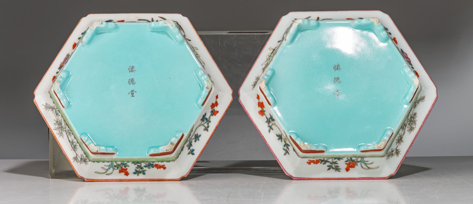 A pair of Chinese famille rose and turquoise enamelled hexagonal jardinières and stands, marked Shen - Image 10 of 12