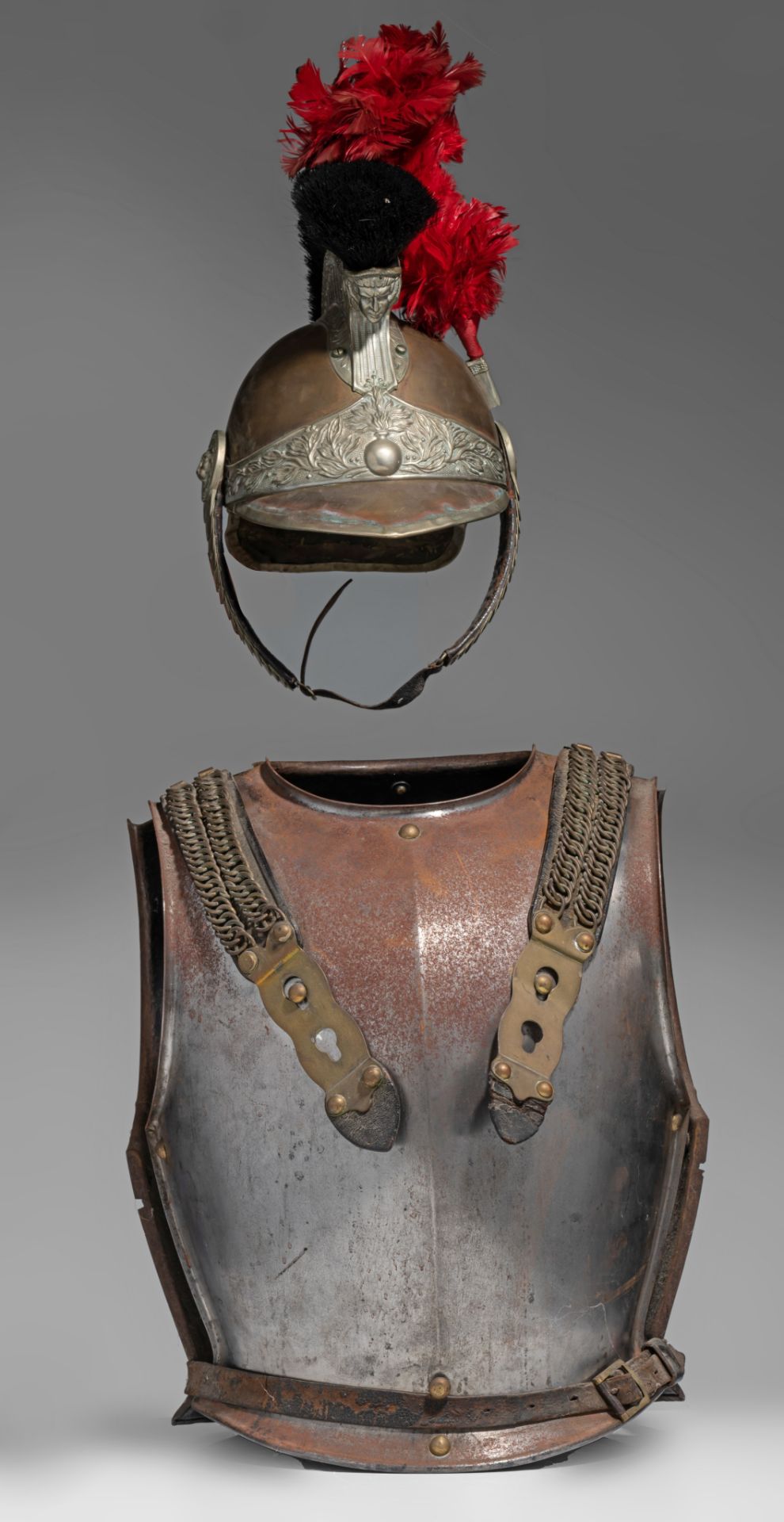 A French cuirassier breastplate and helmet, personalized and issued in 1875, Total H 73 cm - Bild 3 aus 6