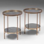 A pair of vintage Neoclassical brass occasional tables with mirror shelves, H 55 - dia 41,5 cm