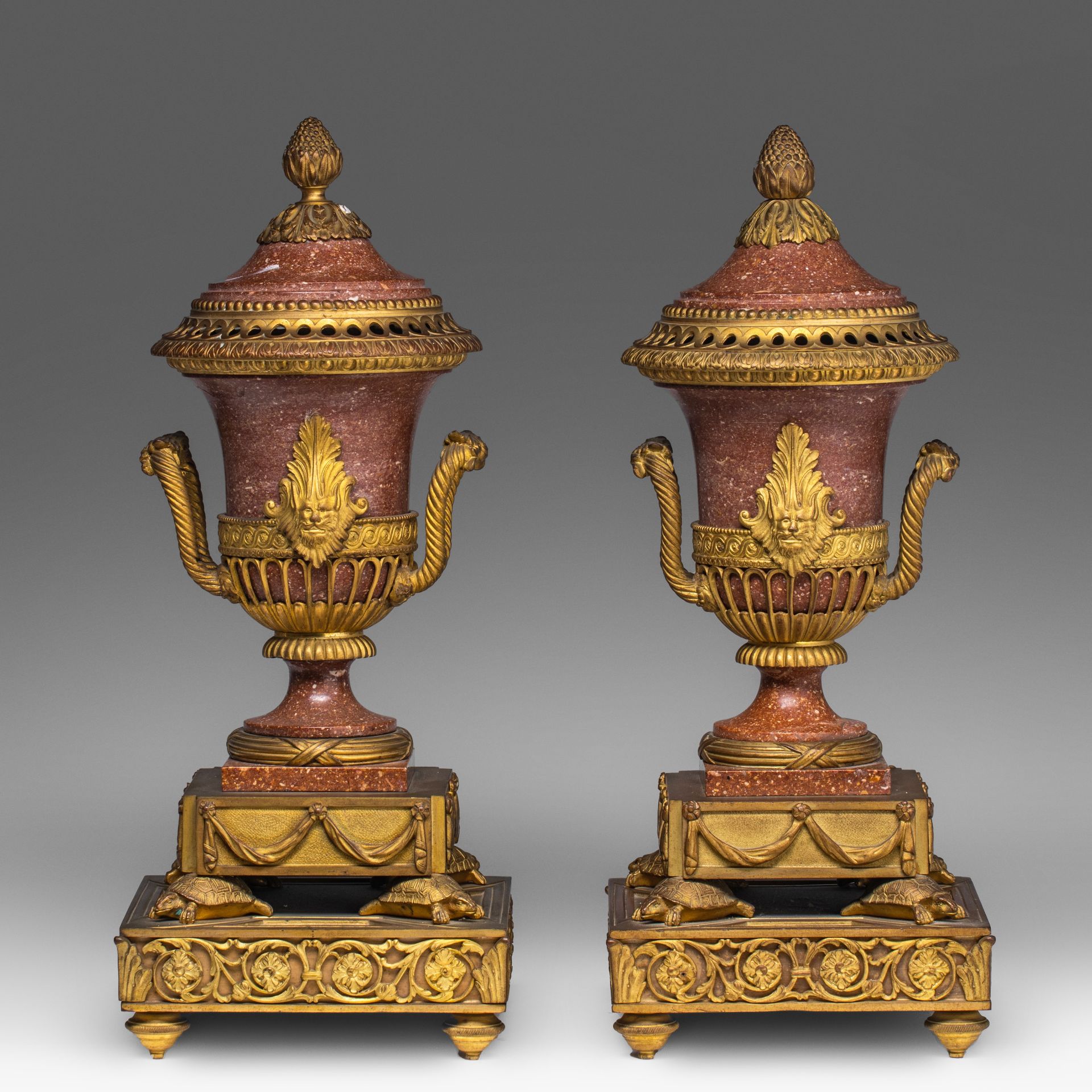 A pair of Neoclassical gilt bronze-mounted porphyry cassolettes, 19thC, H 35 cm - Image 3 of 8