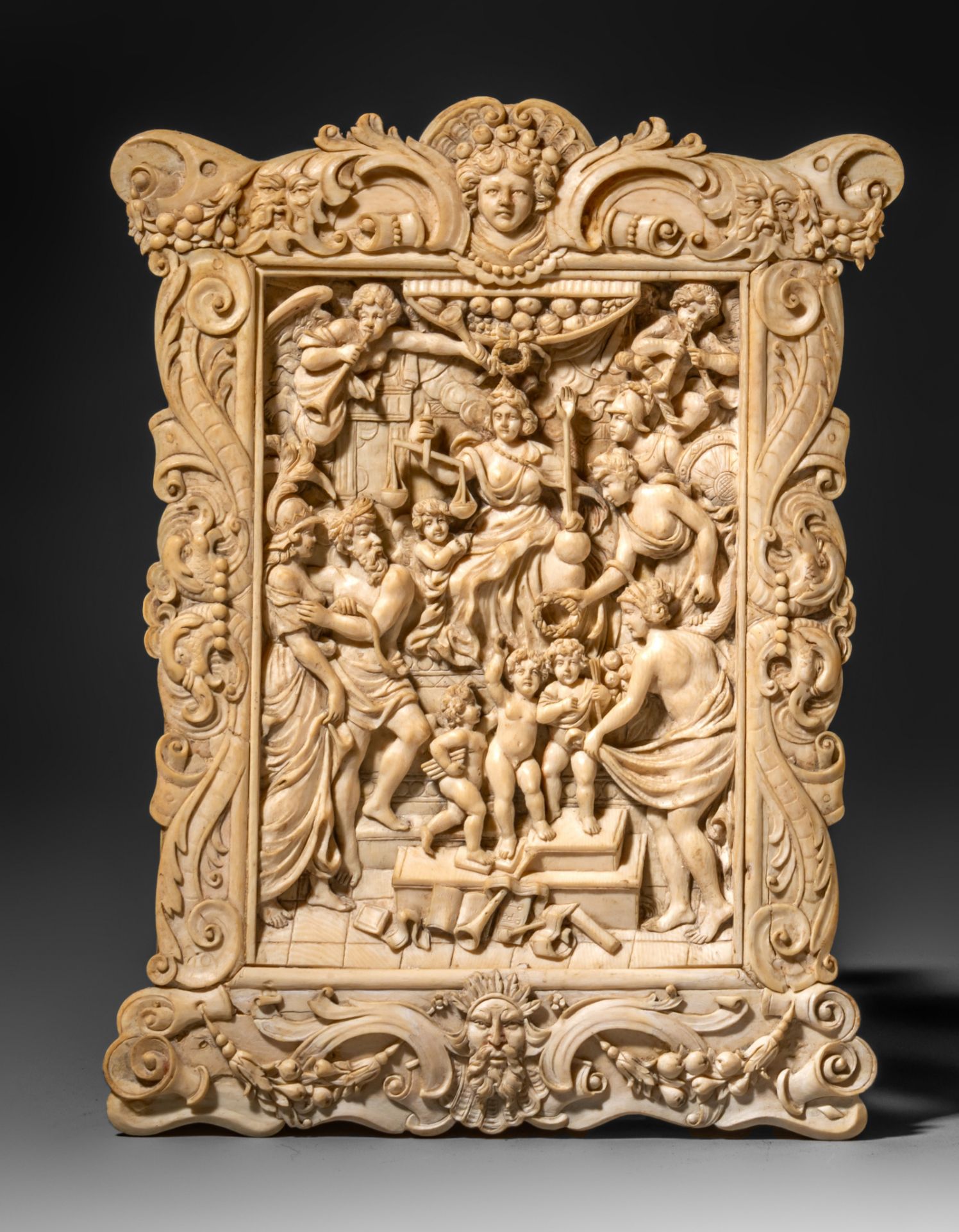 A pair of plaques carved in high relief, second half 19thC, 18 × 24,4 cm, 429 g - 490 g (+) - Bild 3 aus 8