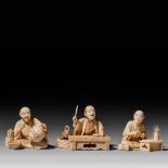 Three Japanese ivory okimono, Meiji period, H 5,2 cm - 5,7 cm - 5,4 cm (+)