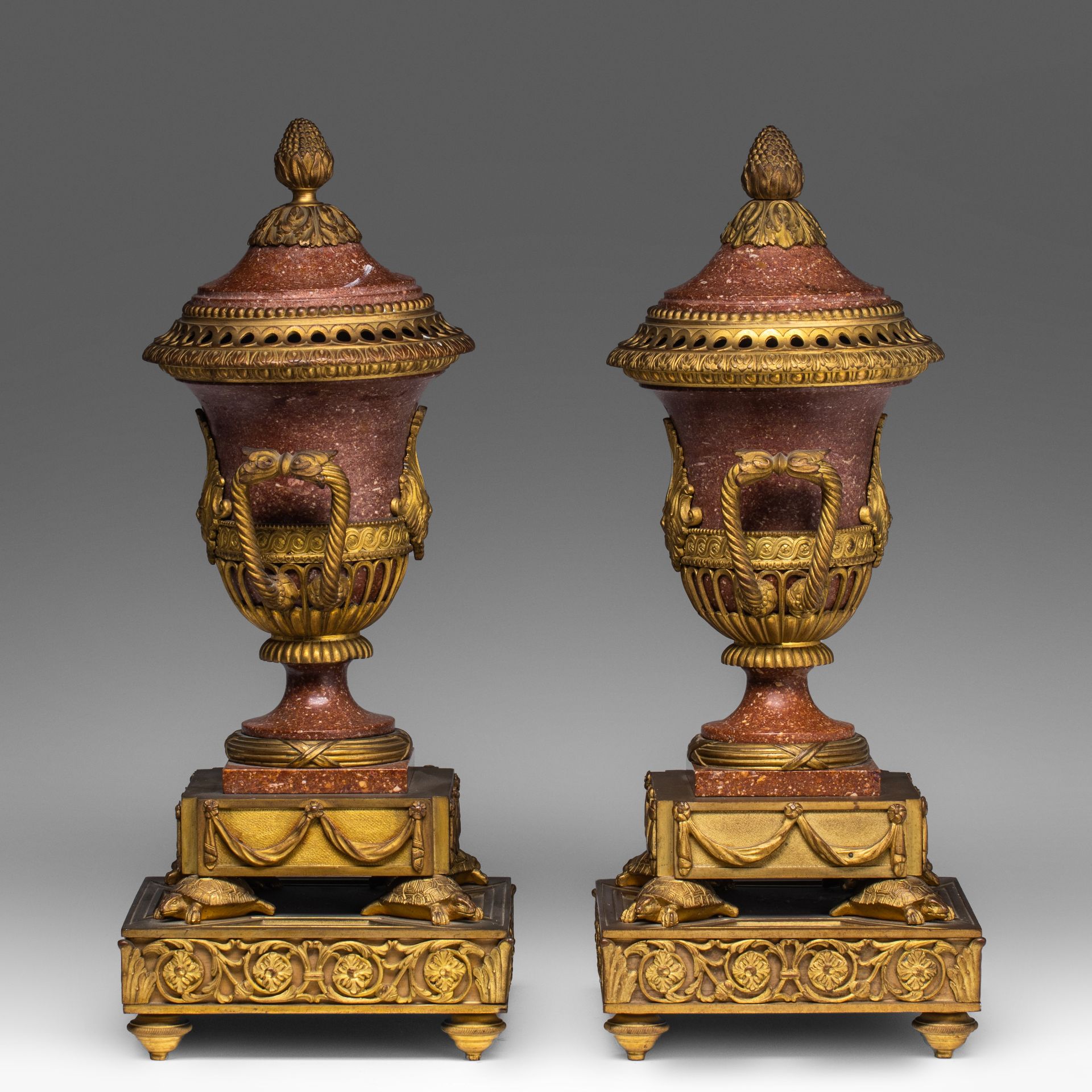 A pair of Neoclassical gilt bronze-mounted porphyry cassolettes, 19thC, H 35 cm - Image 2 of 8