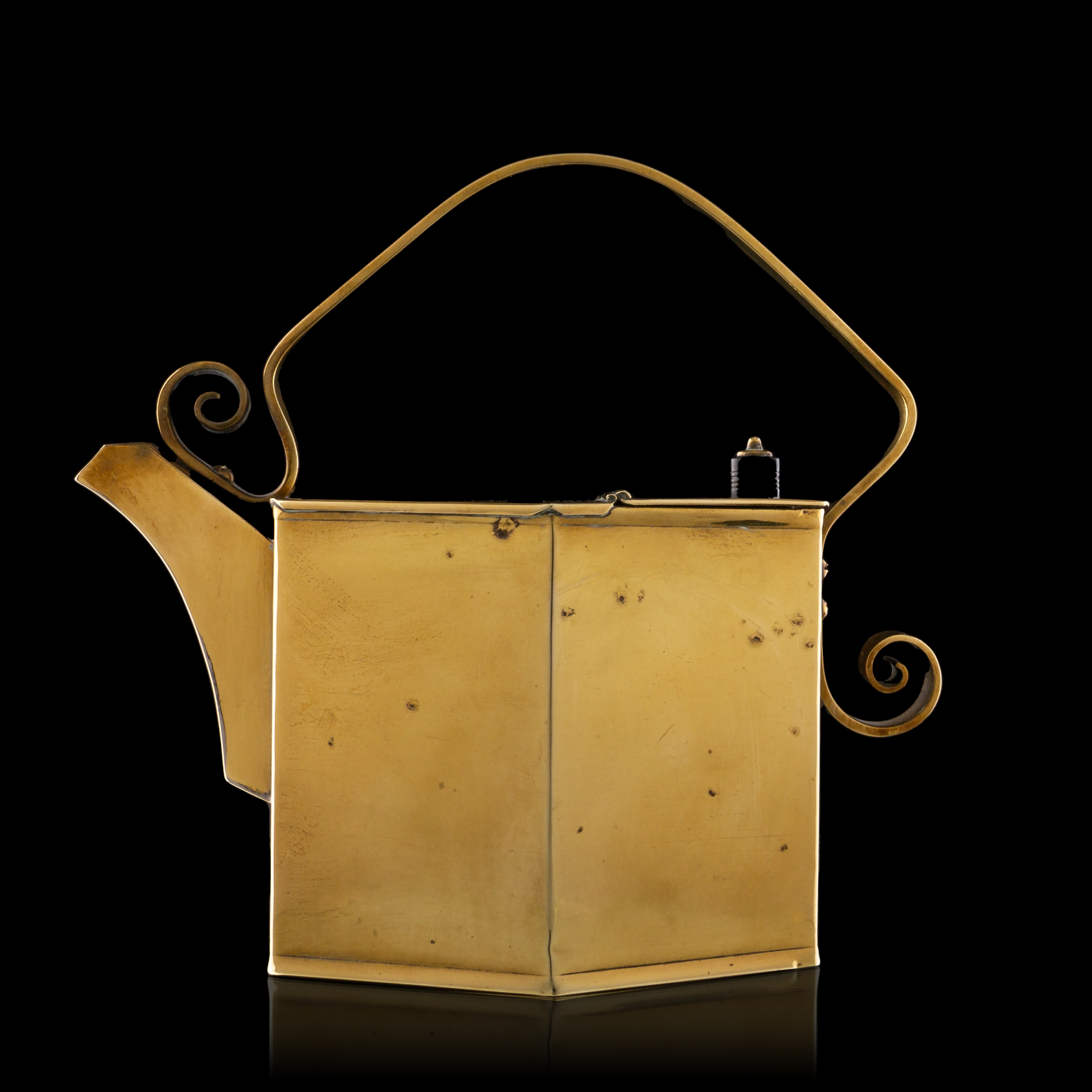 A yellow copper water kettle, marked Benham & Froud, reg. no. 38033, 1885, H 22,5 cm - Image 3 of 9