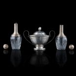 An interesting collection of silverware, H 3 - 30 cm, total weight: ca 2416 g (excl glass carafes)