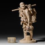 A Japanese Meiji period ivory okimono, H 39,5 cm - ca 3800 g (+)