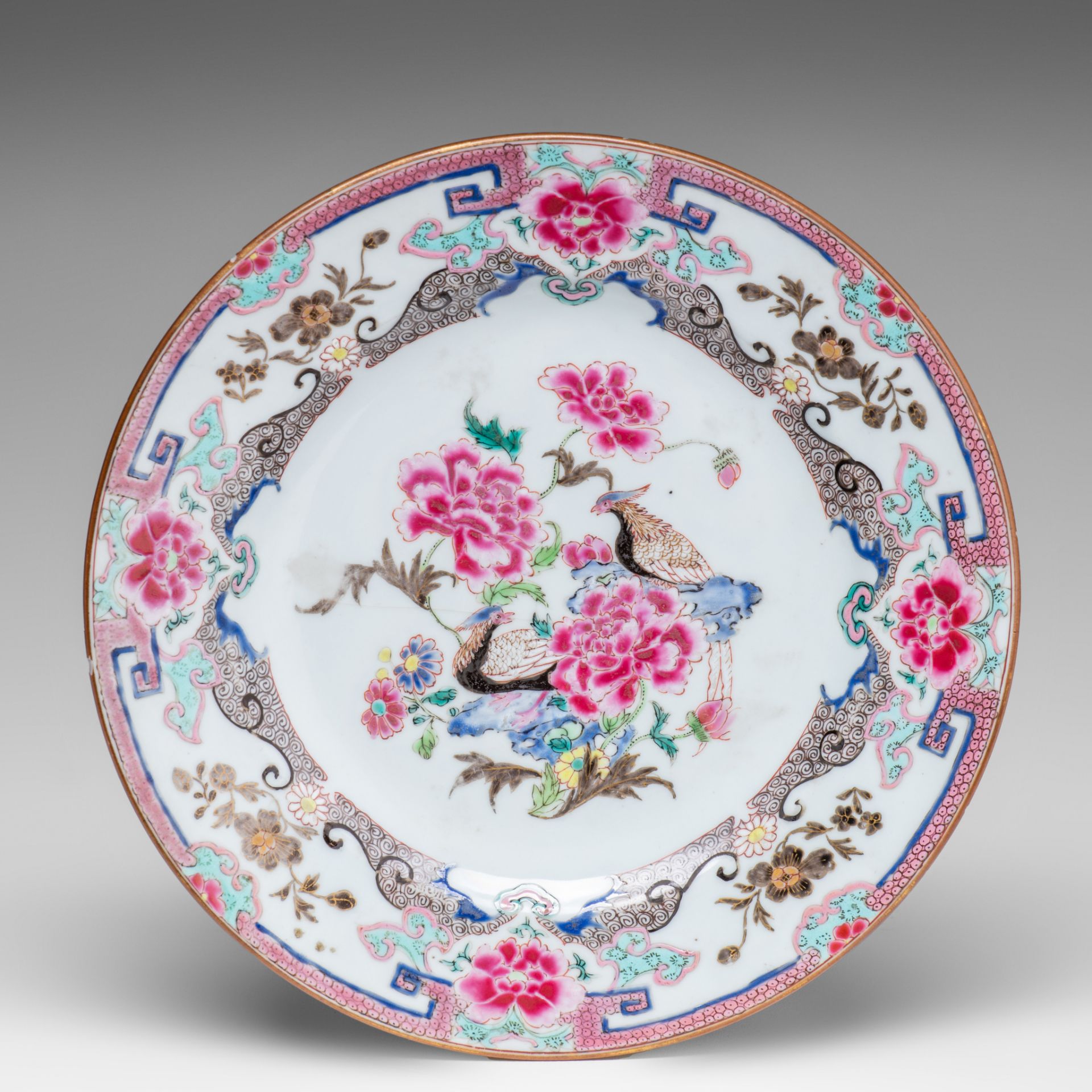 Two Chinese famille rose export porcelain 'Pheasant' plates, Yongzheng/Qianlong period, dia 22,5 cm - Bild 2 aus 5