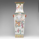 A Chinese famille rose quadrangular fanghu vase, paired with lion-head handles, 19thC, H 61,5 cm
