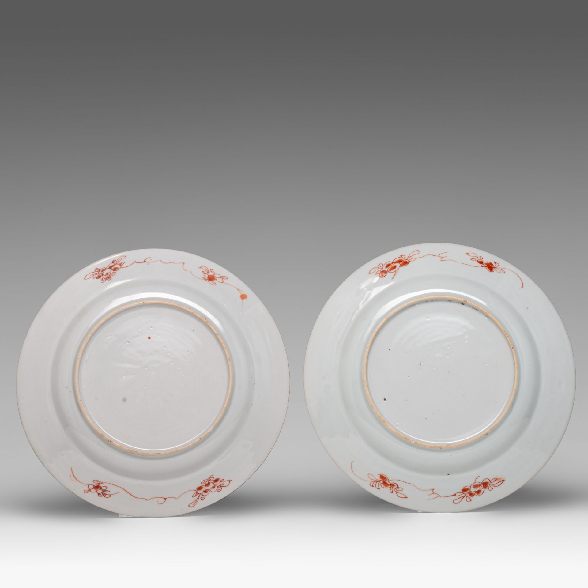 A series of two fine Chinese famille rose 'Prunus and Pumpkin' dishes, Yongzheng/Qianlong period, di - Bild 2 aus 2