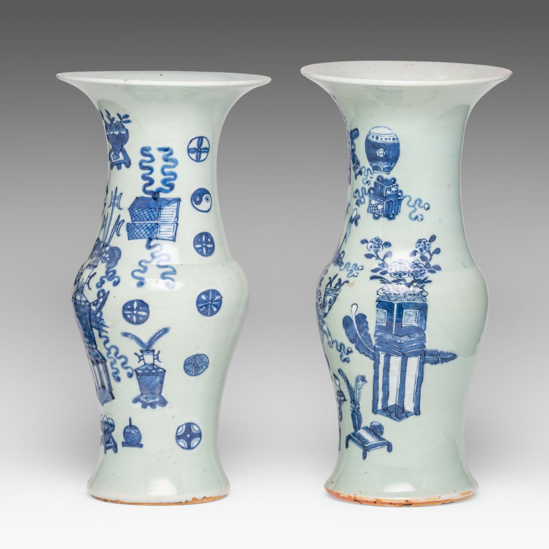 A Chinese famille rose vase, signed text, Republic period, H 57 cm - and a pair of celadon ground ye - Bild 9 aus 13