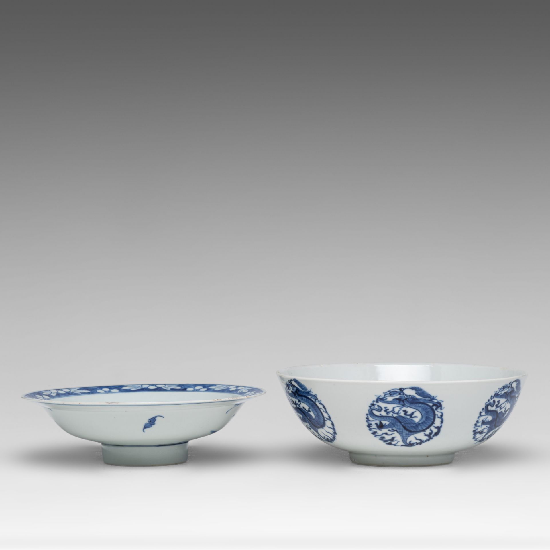 A collection of Chinese blue and white bowls and a pair of celadon vases, late 19thC/Republic period - Image 7 of 19