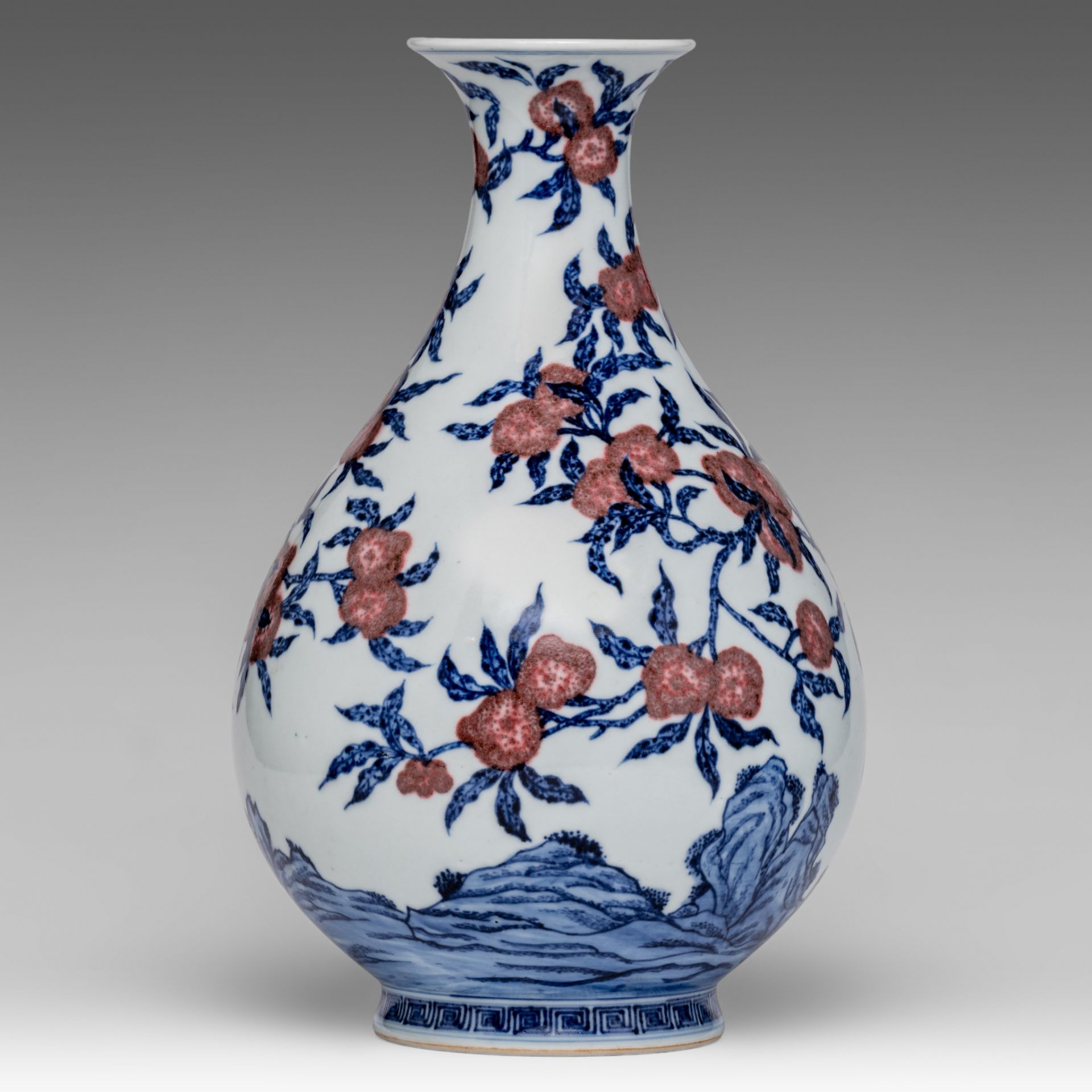 A Chinese blue and white and copper red 'Peaches' yuhuchunping vase, with a Yongzheng mark, H 32,5 c - Image 3 of 6