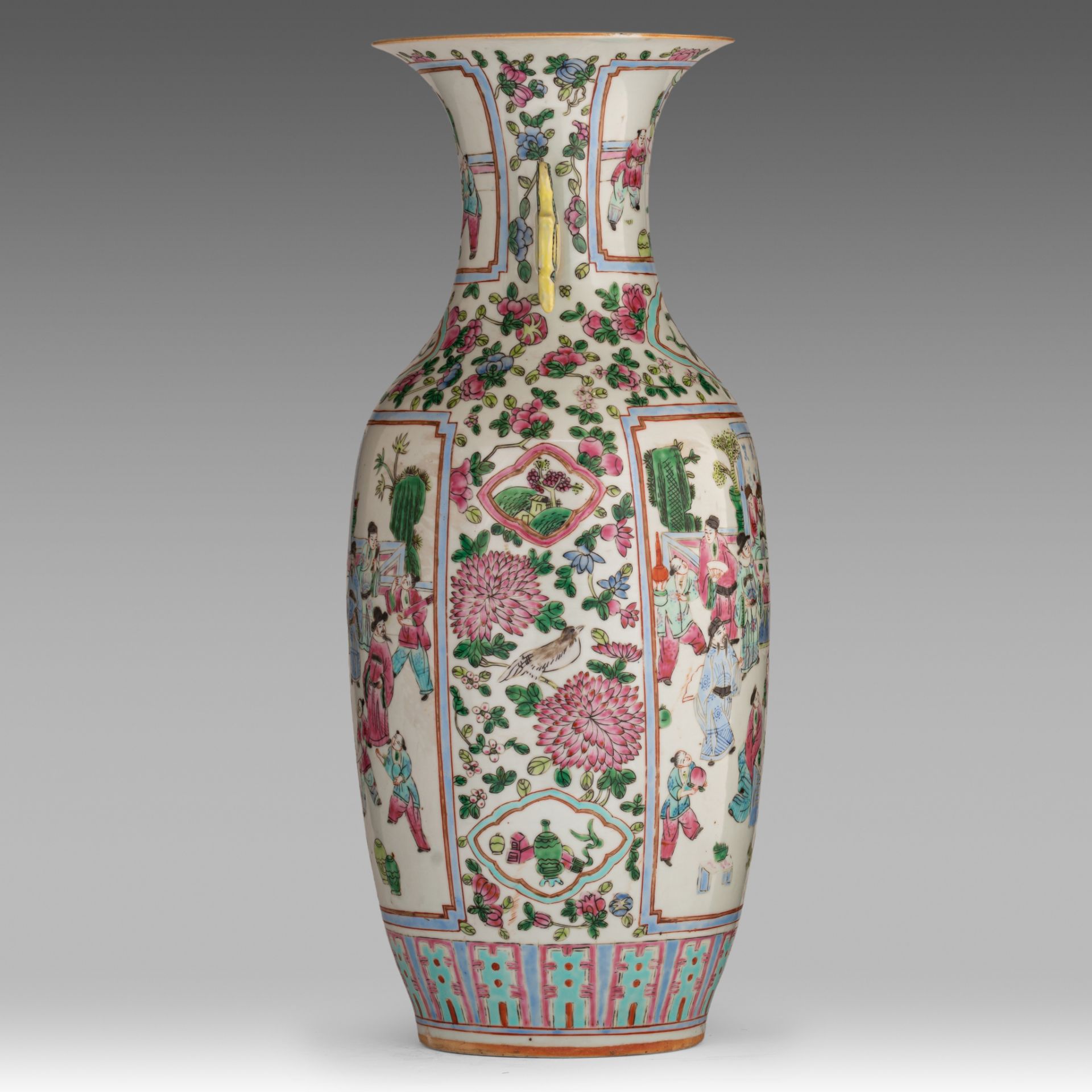 Three Chinese famille rose vases, with a signed text, Republic period/ 20thC, H 54,5 - 57,5 cm - Bild 3 aus 19