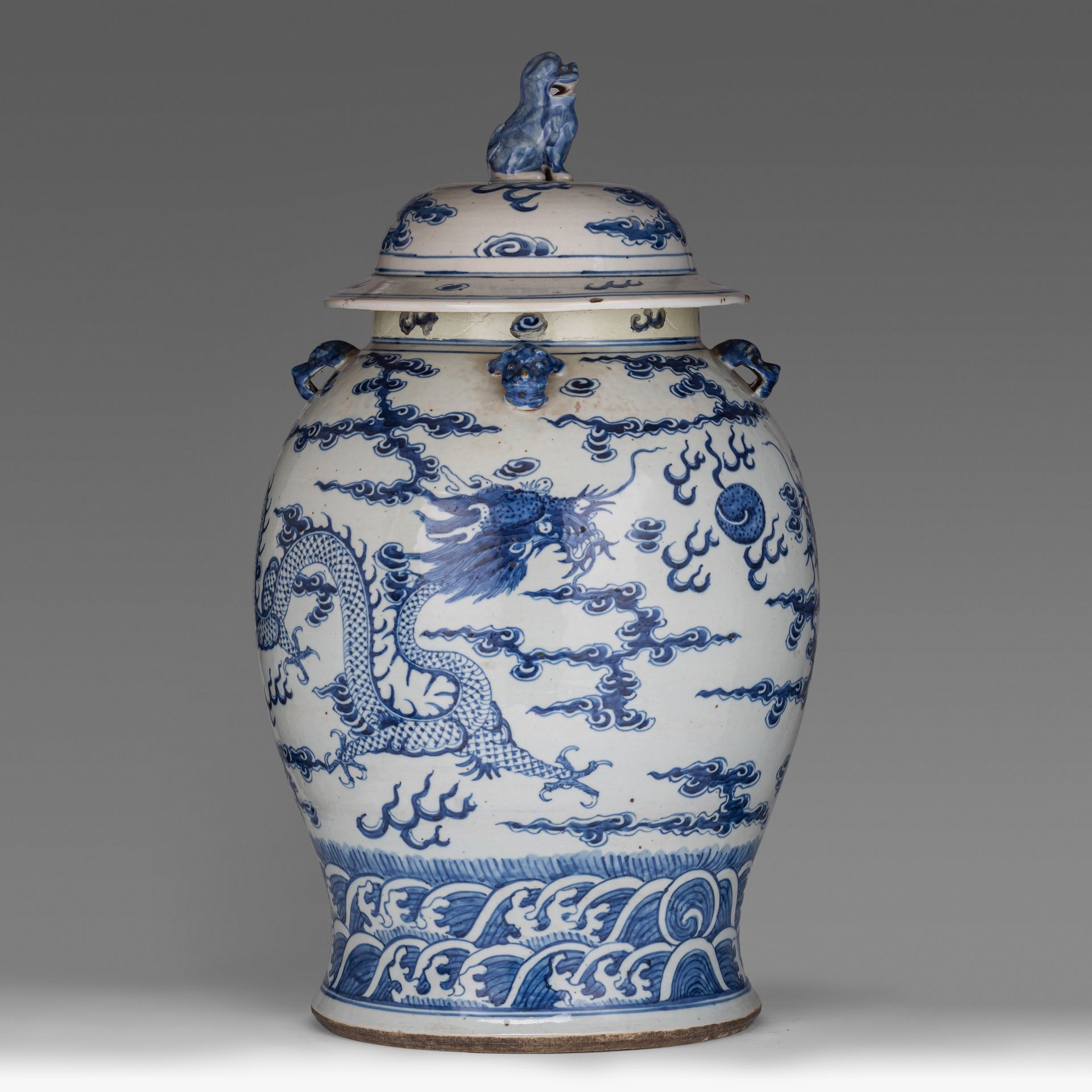 A pair of Chinese blue and white 'Dragon' covered vases, 19thC, H 64 cm - Image 2 of 18