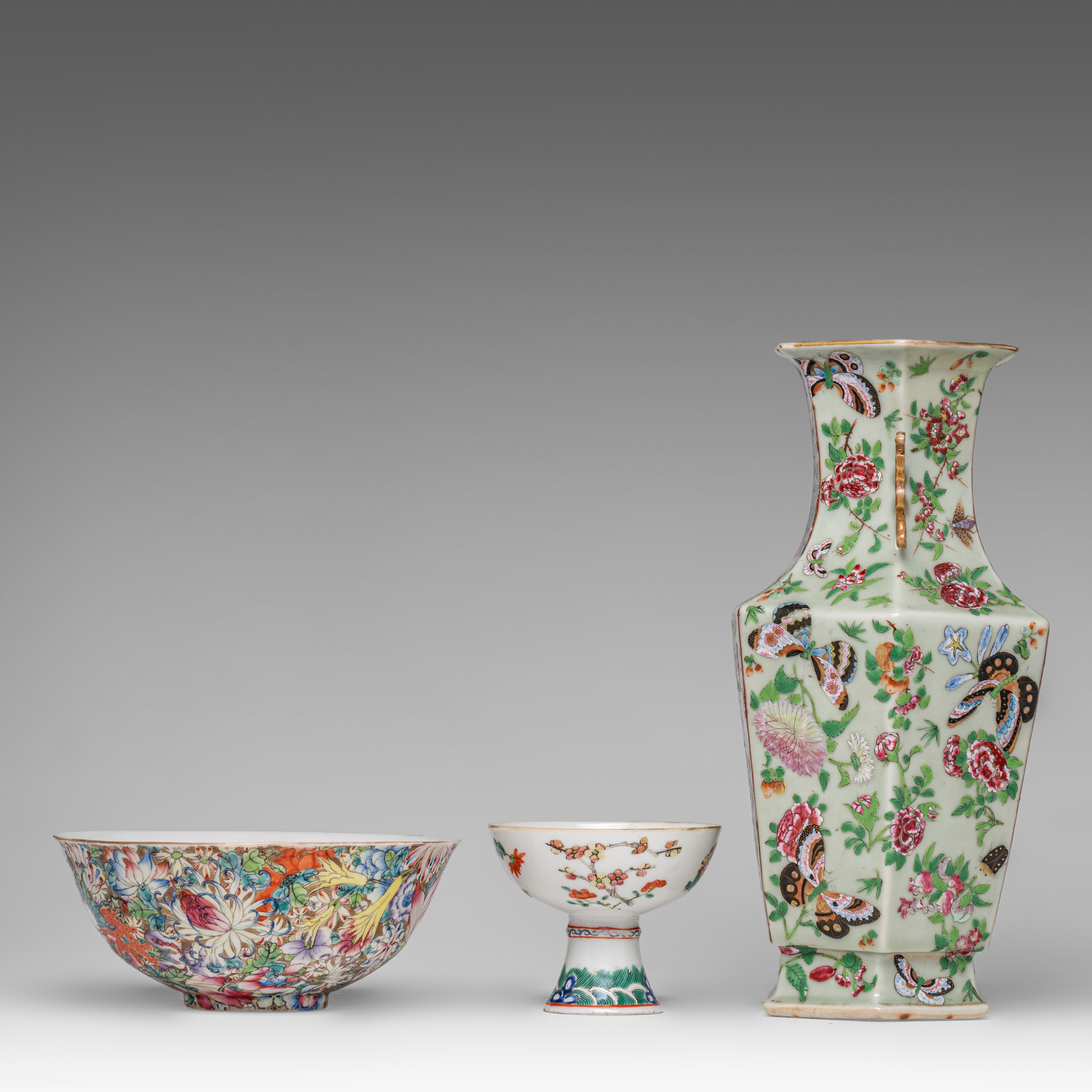 A collection of Chinese famille rose export porcelain ware and cloisonne ware, 19thC and 20thC, tall - Image 3 of 12