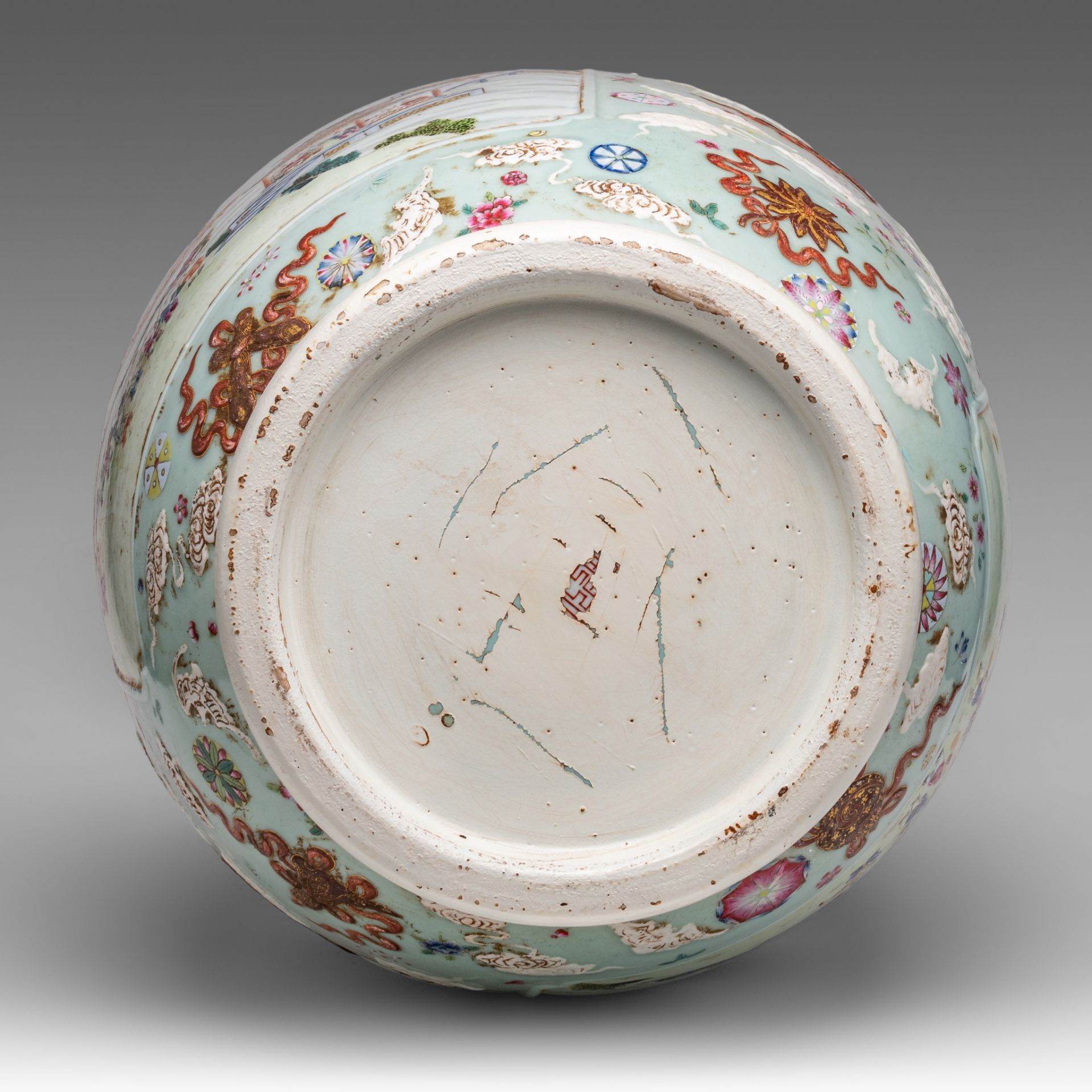 A large Chinese famille rose 'One Hundred Boys' vase, paired with dragon handles, with a Qianlong ma - Bild 6 aus 6