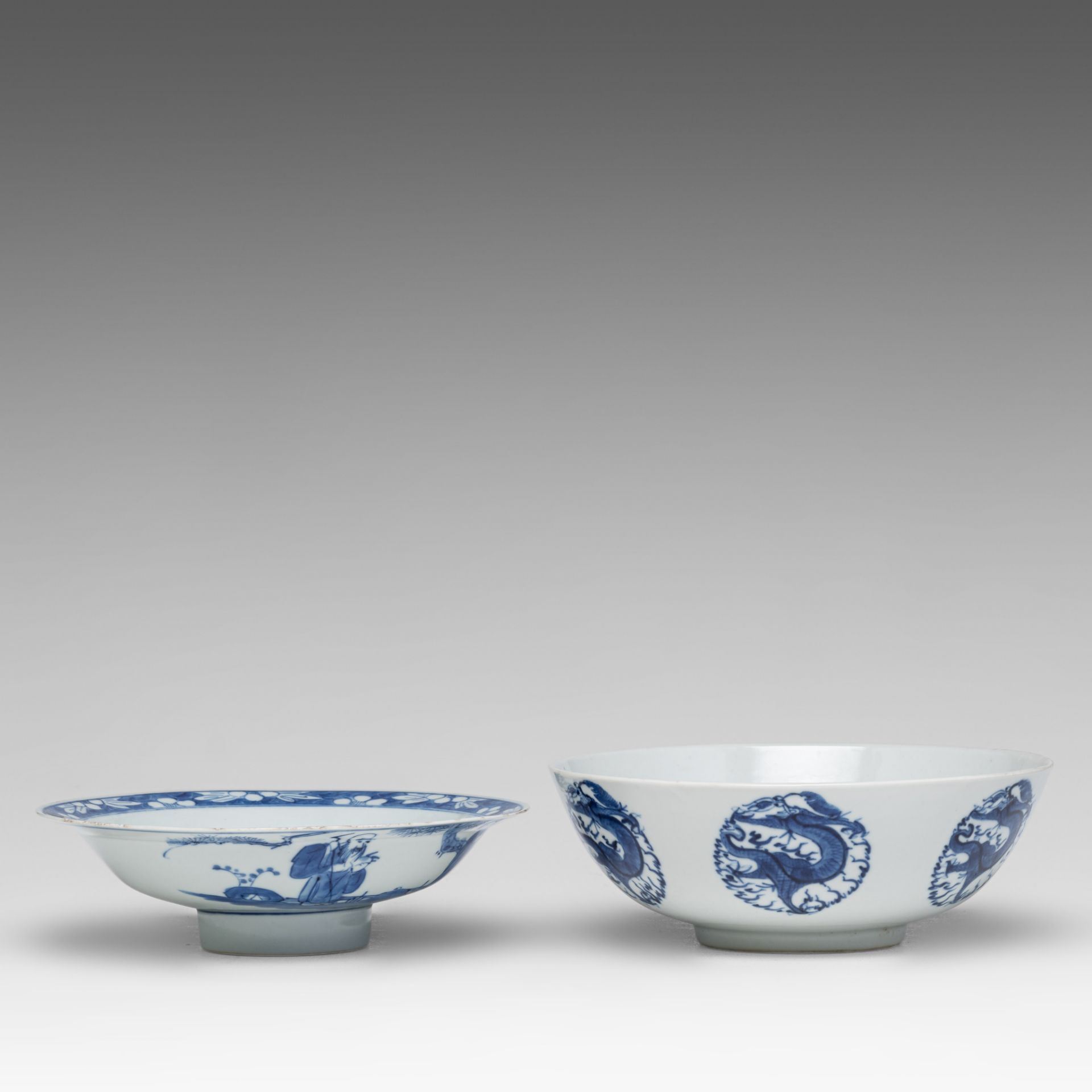 A collection of Chinese blue and white bowls and a pair of celadon vases, late 19thC/Republic period - Image 4 of 19