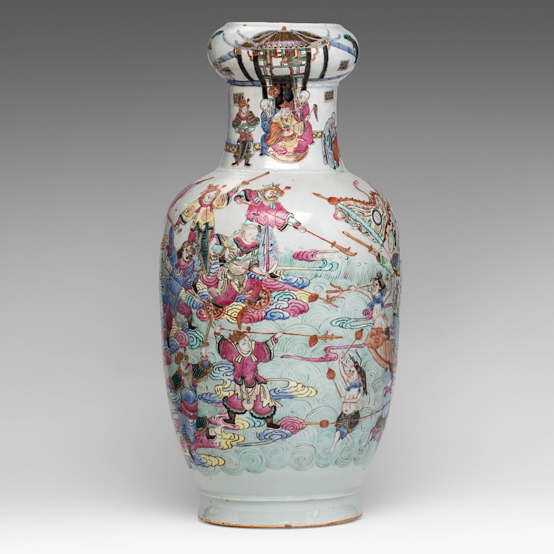 A Chinese famille rose 'Immortal battle scene' vase, 19thC, H 50 cm - Bild 2 aus 7