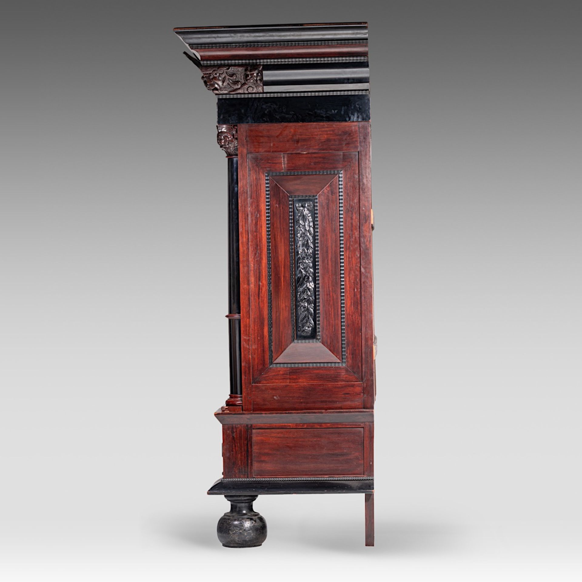 A large Baroque style rosewood and ebony cupboard, H 235 - W 200 - D 85 cm - Bild 3 aus 6