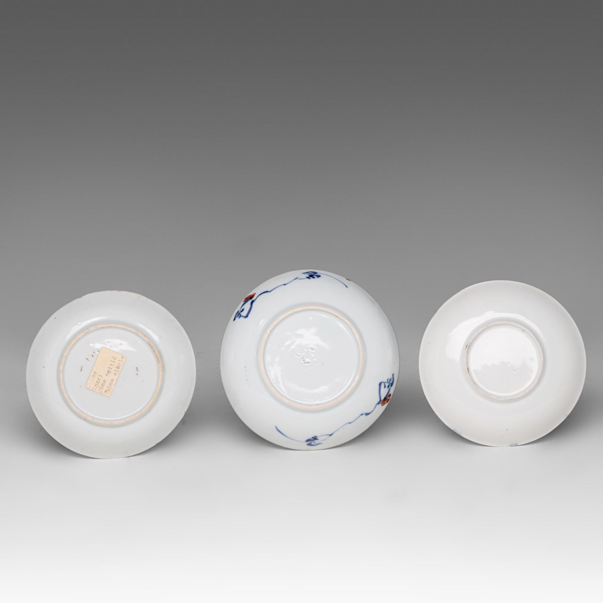 A collection of Chinese Imari tea ware, including two fine coffee mugs, 18thC, largest dia 22,5 cm ( - Image 5 of 18