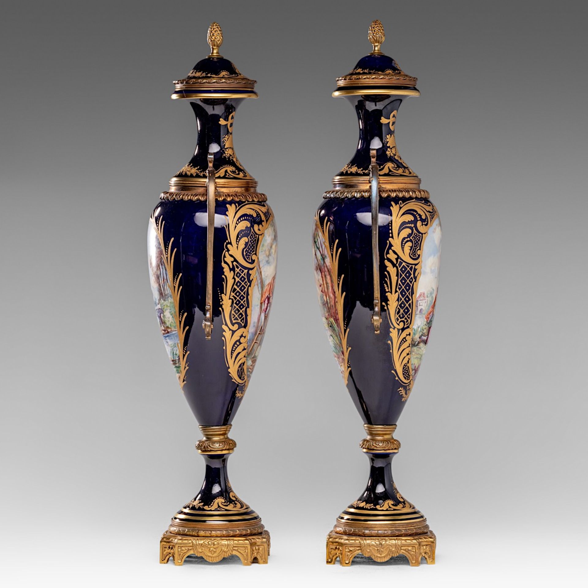 An imposing pair of Sevres vases, with gallant scenes and gilt brass mounts, H 53 cm - Bild 4 aus 6