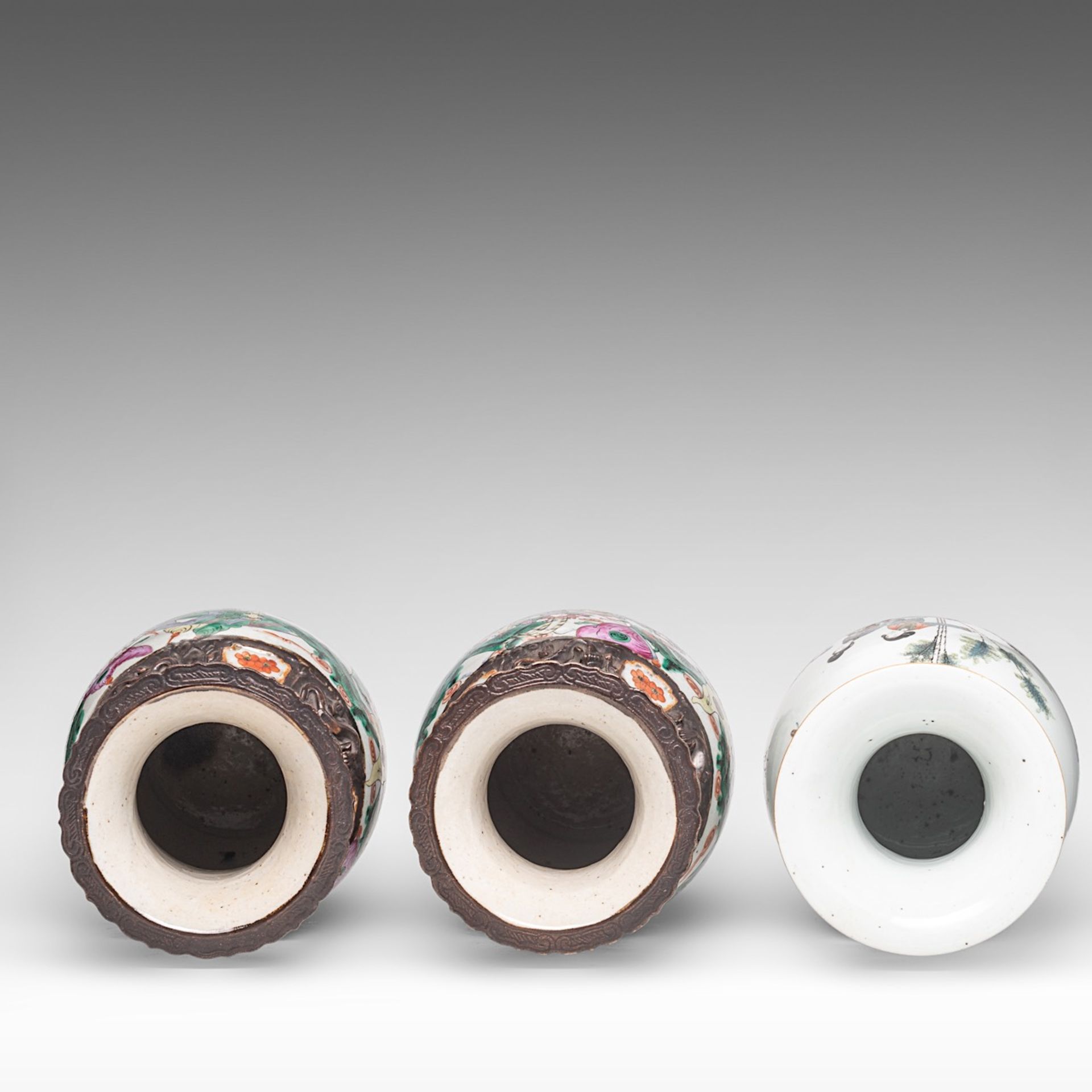 A pair of Chinese famille rose Nanking stoneware vases, 19thC, H 43,5 cm - and a famille rose 'Beaut - Bild 7 aus 7
