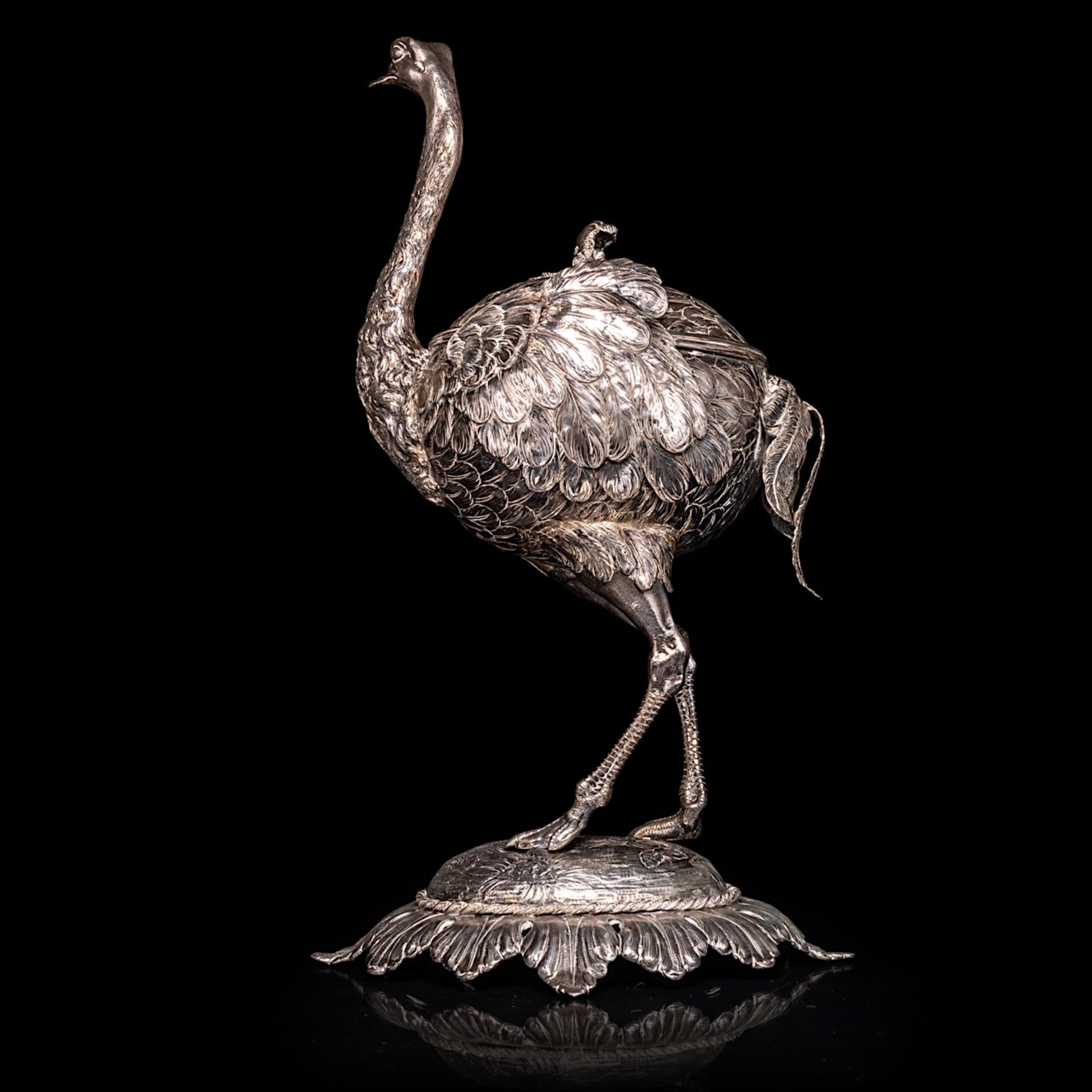 A silver, partly gilt ostrich-shaped bonbonniere, London hallmarked for the year 1897-98 (B), H 42 c - Bild 4 aus 6