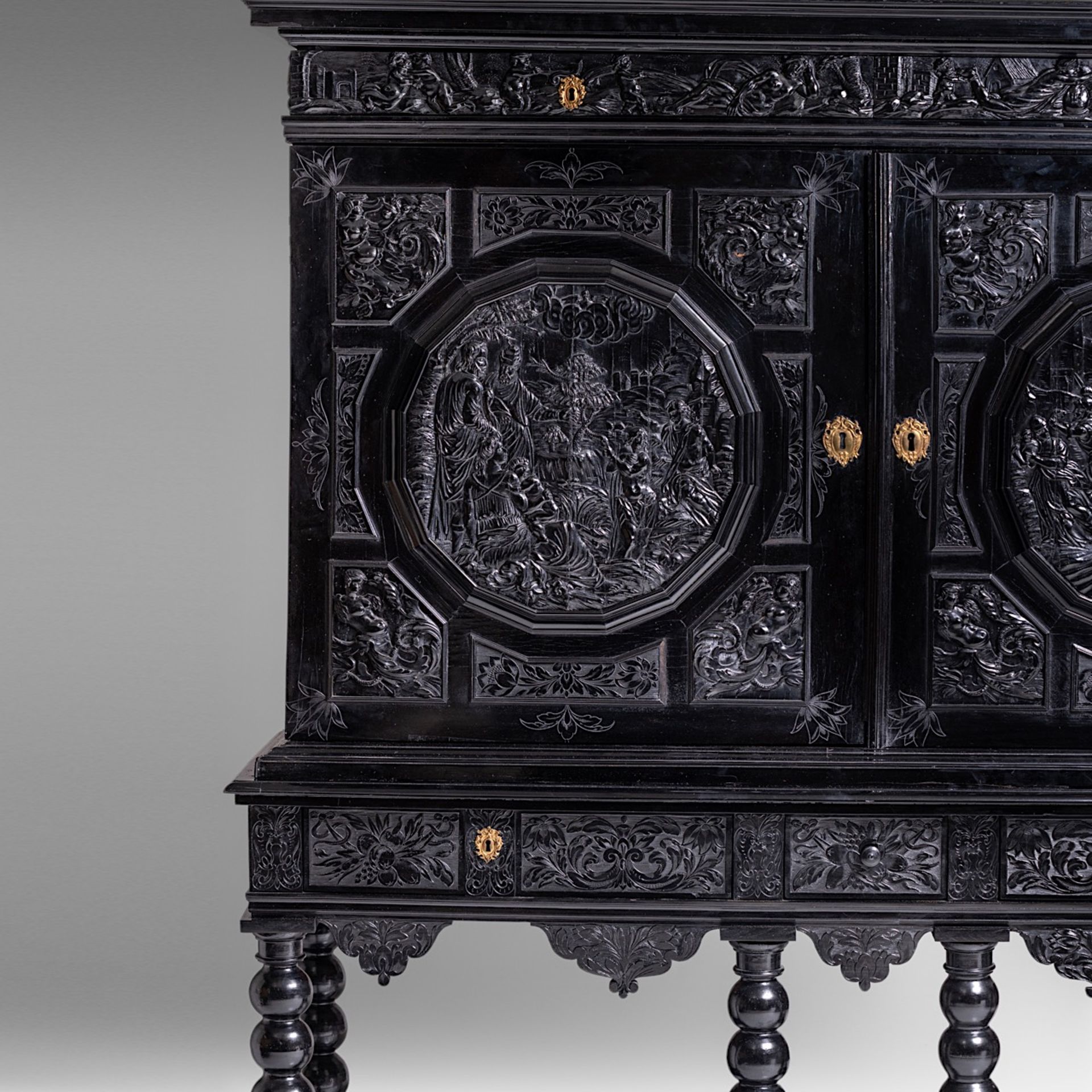 PREMIUM LOT - An exceptional 17thC French ebony and ebonised cabinet-on-stand, H 181,5 - W 163 - D 5 - Bild 12 aus 14