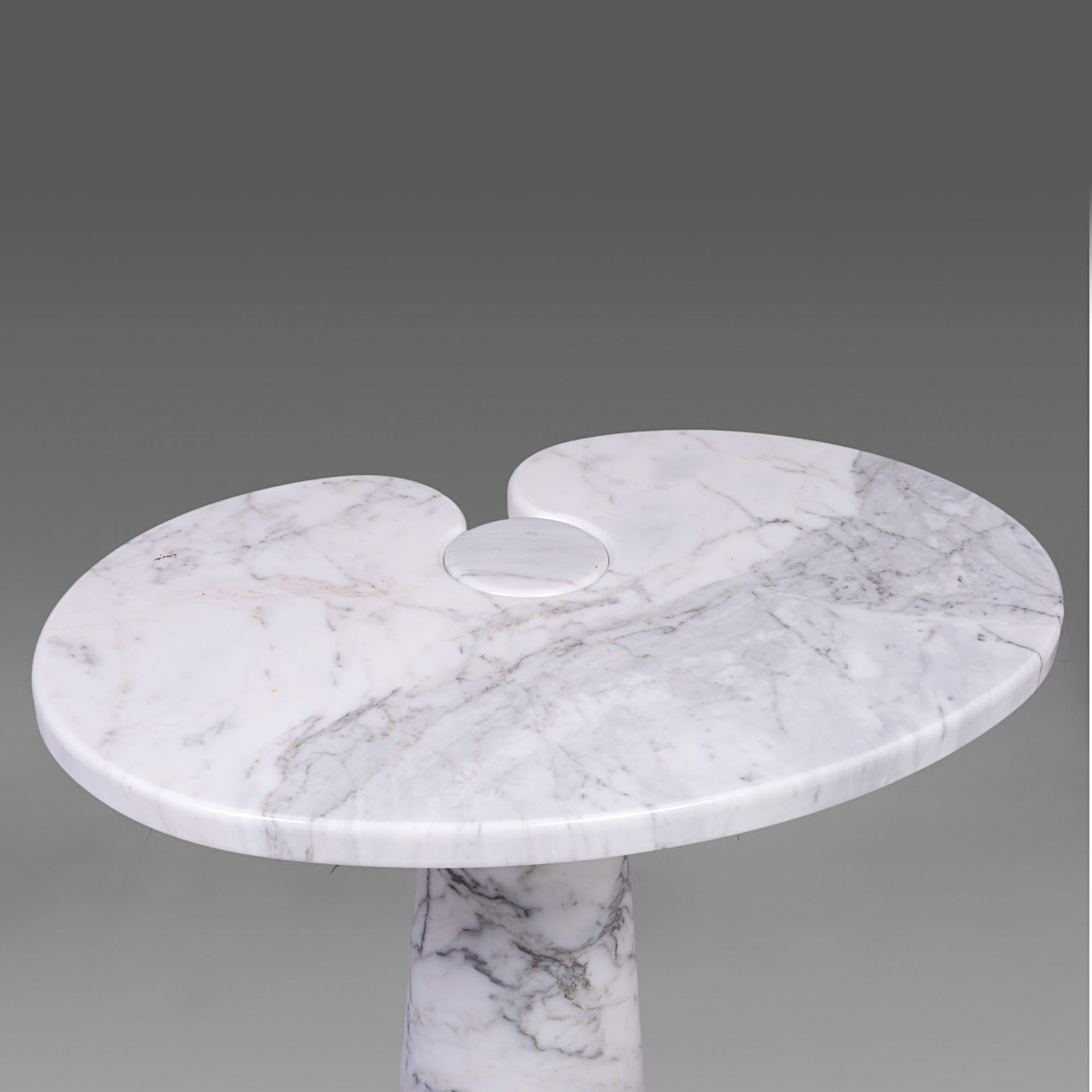 'Eros' Carara marble console table by Angelo Mangiarotti (1921-2012), H 71 - W 66 - D 46 cm - Bild 2 aus 6