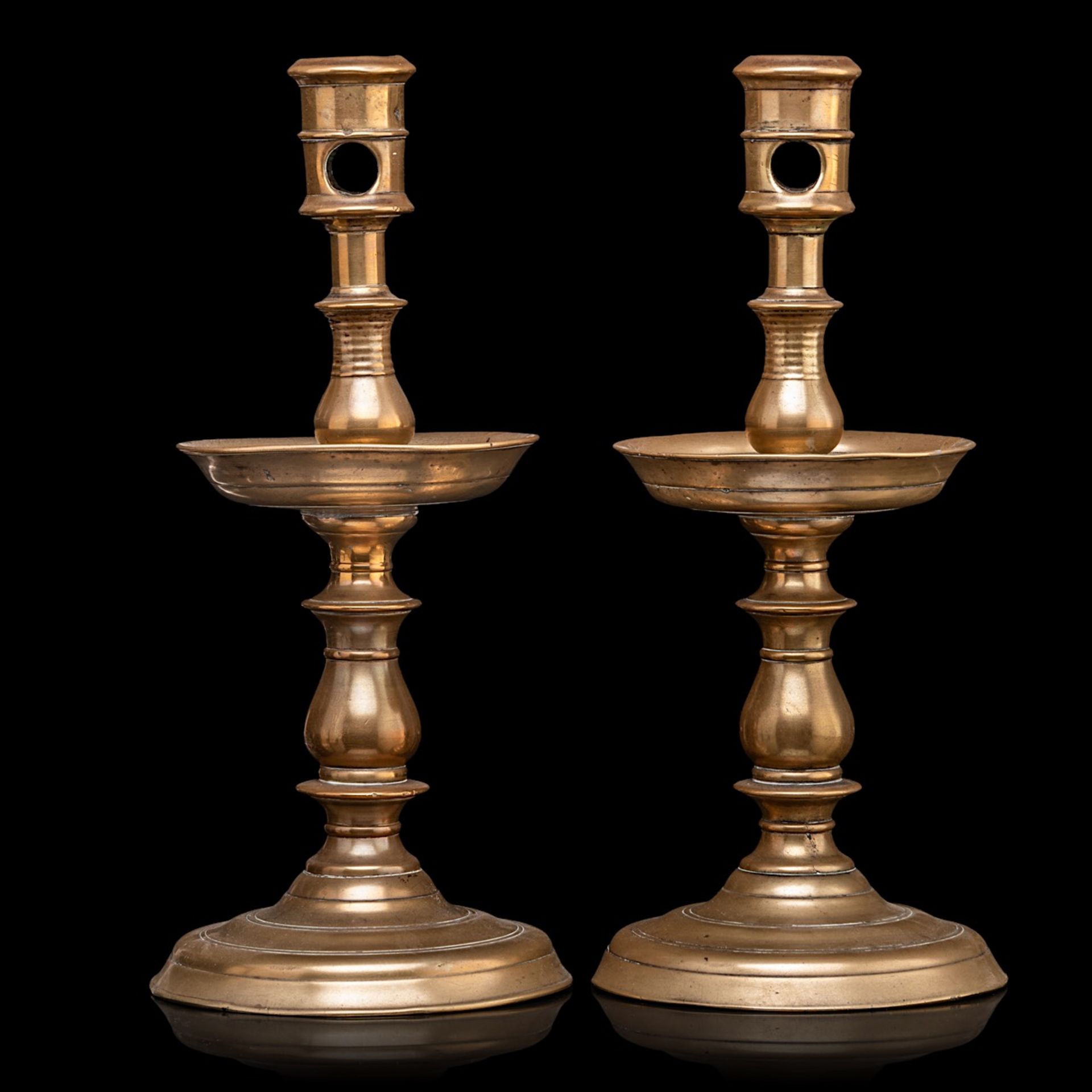 A large pair of 'van Heemskerck' type brass candlesticks, H 29,5 cm