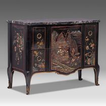 A Napoleon III chinoiserie lacquered commode with marble top, H 90 - W 122 - D 55 cm