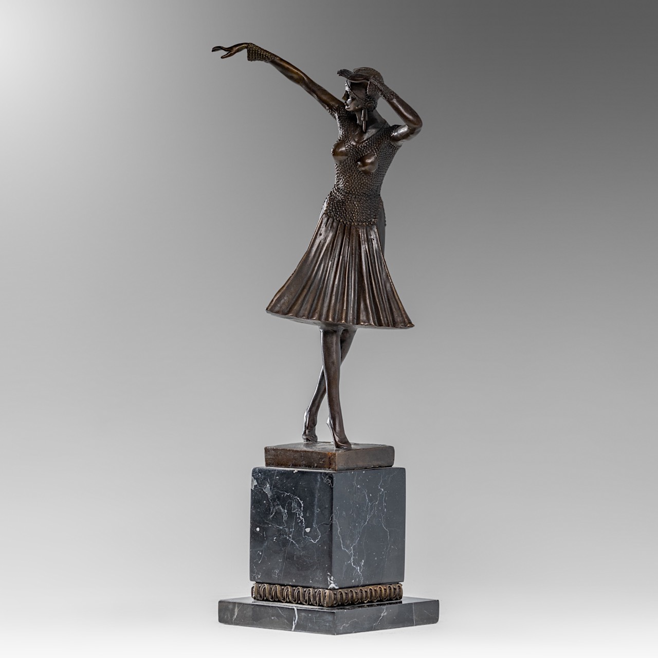 Dimitri Chiparus (1886-1947), Art Deco sculpture of a dancer, patinated bronze on a black marble, H - Image 3 of 6