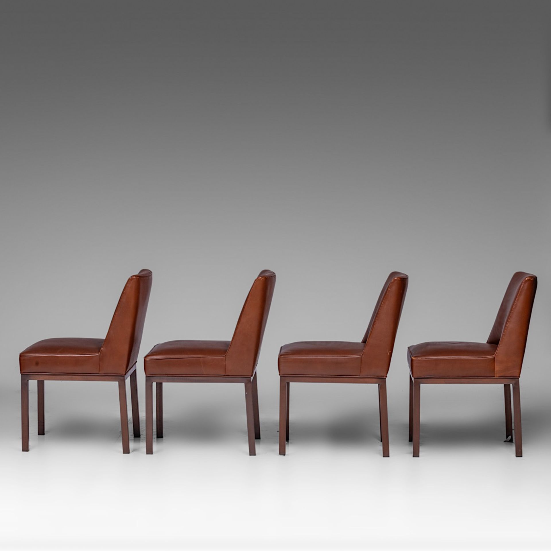 A set of four Jules Wabbes (1919-1974) chairs in brown leather and lacquered metal, H 79 cm - Image 5 of 9