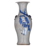 A Chinese crackle-glazed ground blue and white stoneware vase, with Fu lion head handles, 19thC, H 5
