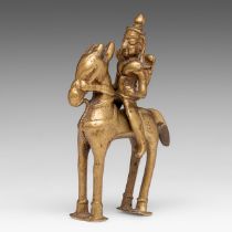 An Indian gilt bronze Shiva Parvati on horseback, 19thC, H 17 cm - Weight about 915 g